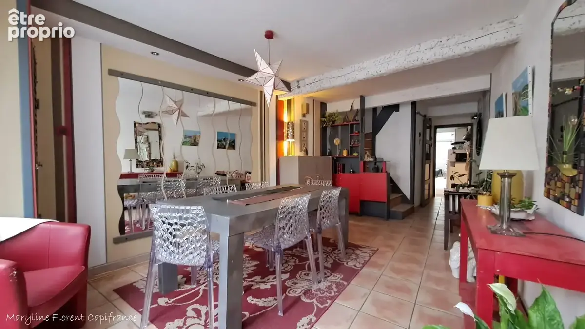 Maison T5 de 105 m² – Cour sans vis-à-vis, Véranda, Terrasse, Garage et dépendance - photo 3