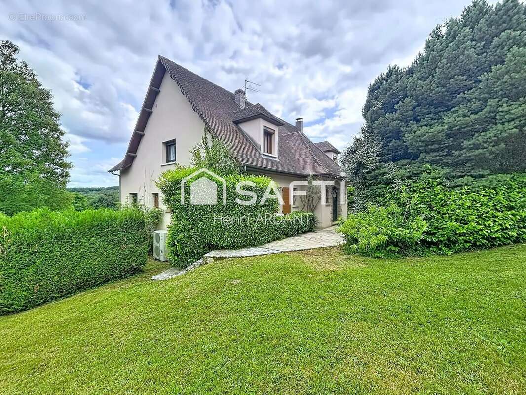 Maison 340 m² à Limoges  - photo 6