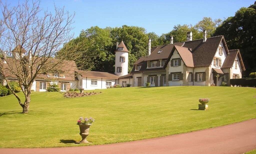 Maison à MONTLIGNON