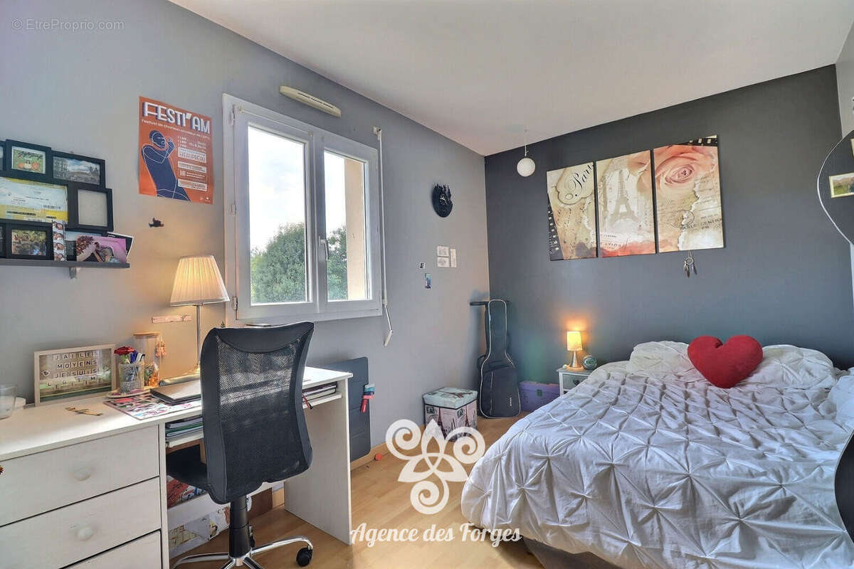 Maison à LA BOISSIERE-DU-DORE