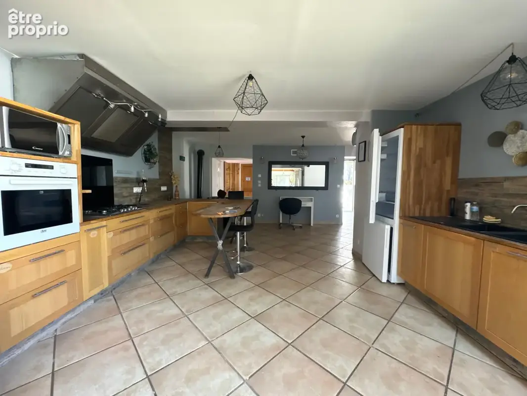 Maison familiale 135m2 avec piscine et studio indépendant - photo 6