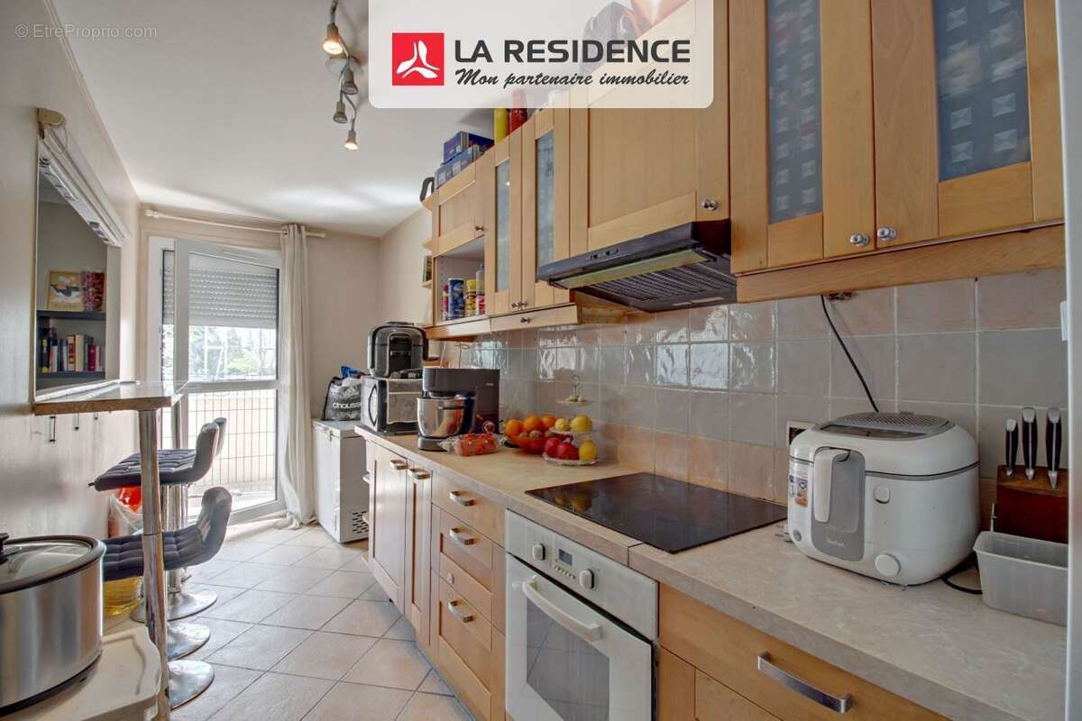 Appartement à LES MUREAUX