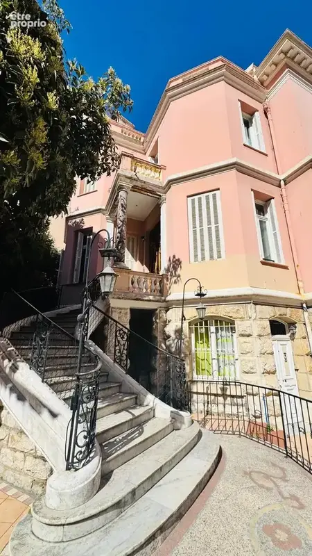 Appartement à MENTON