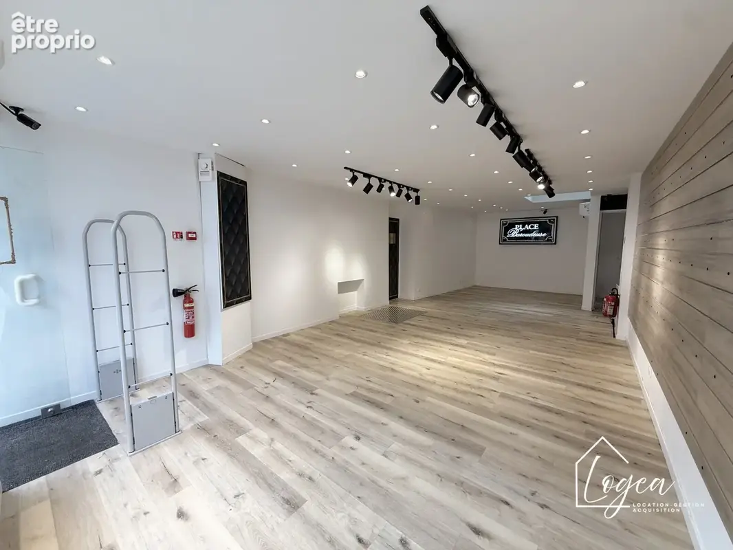 Local commercial Centre Coulommiers - 45 m2 - photo 3