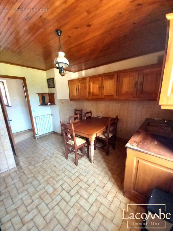 Maison à CEVINS