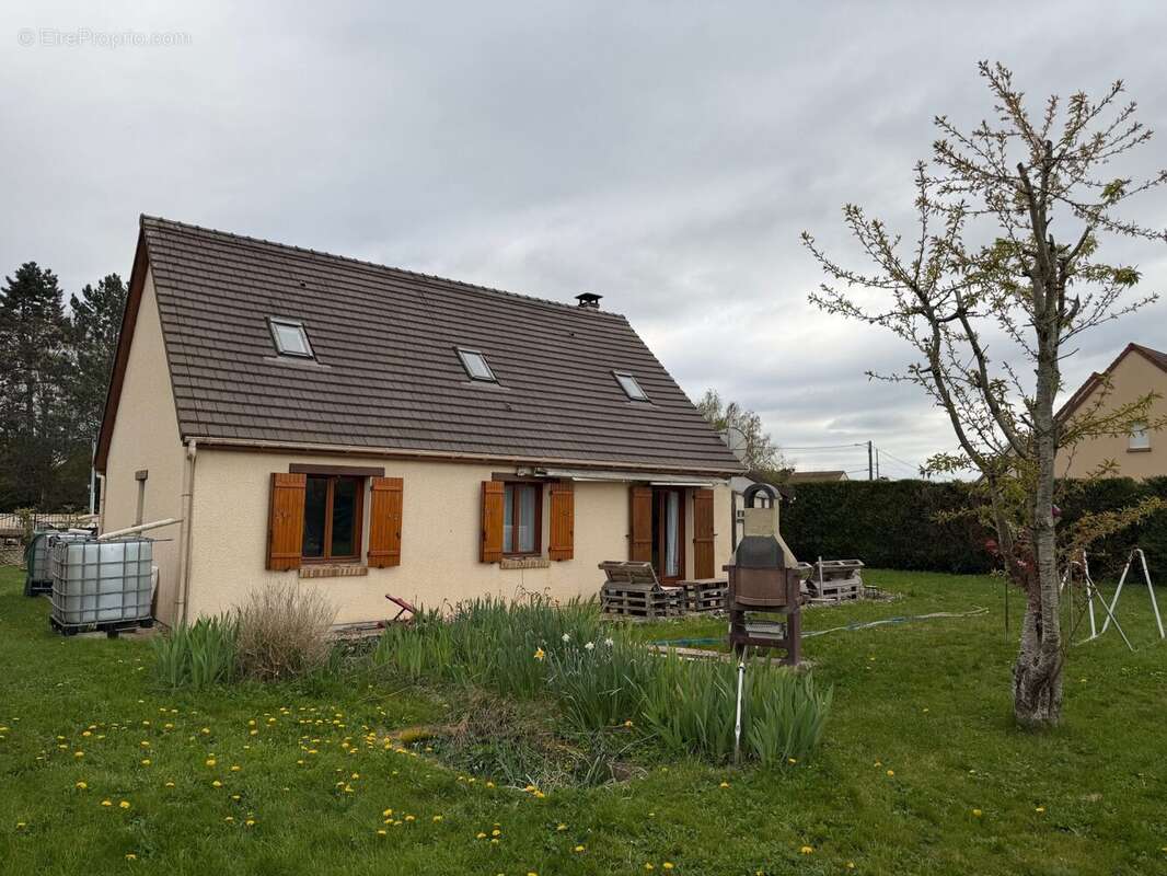 Maison à PACY-SUR-EURE