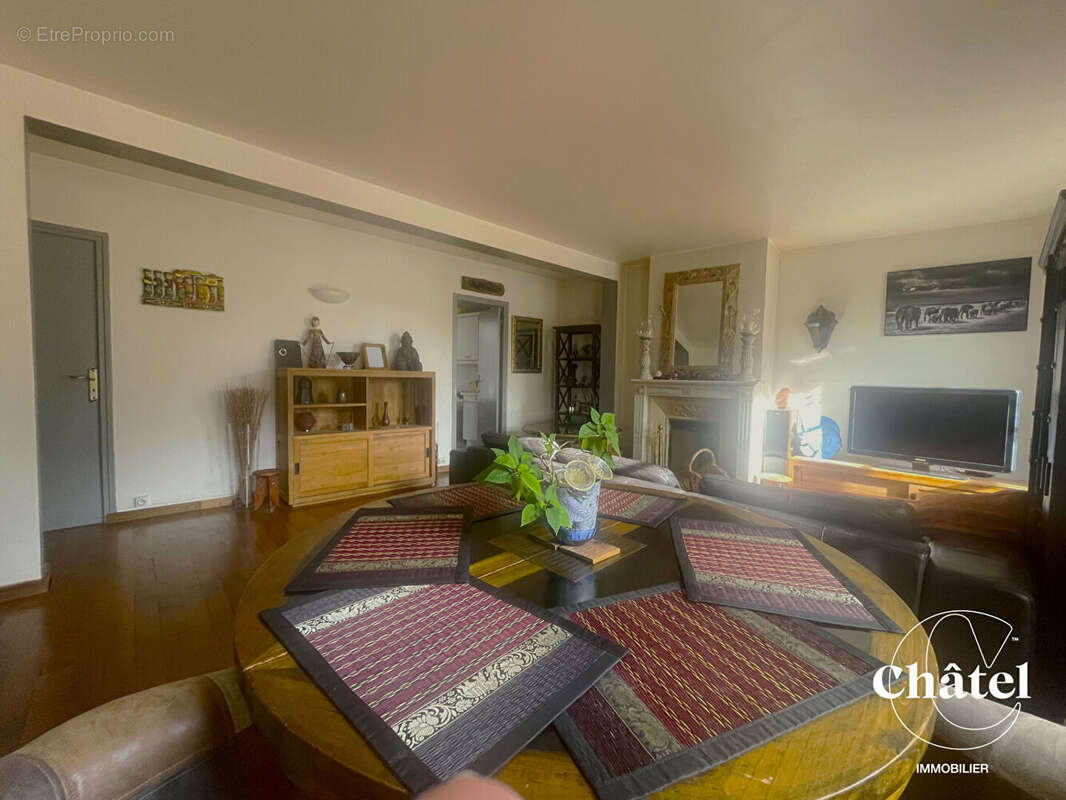 Appartement  SENLIS centre ville 72 m2 - photo 3