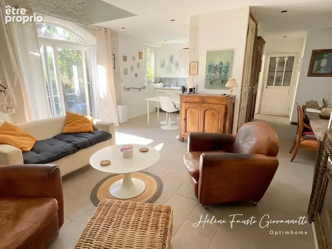 PATRIMONIO – Propriété de charme avec 5 logements, piscine et terrain de 1 440 m² - photo 3