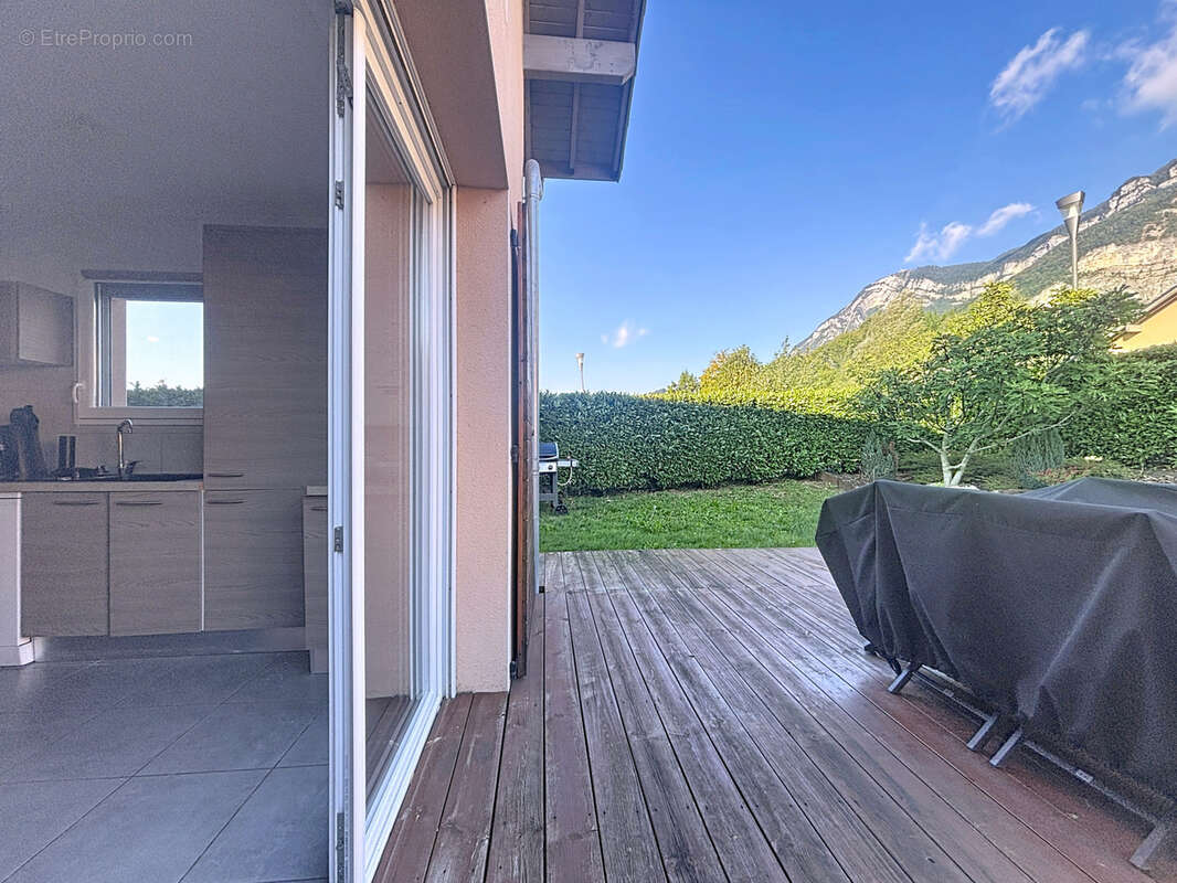 Appartement à DRUMETTAZ-CLARAFOND