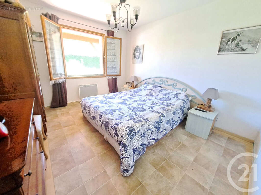 Maison à CARBONNE