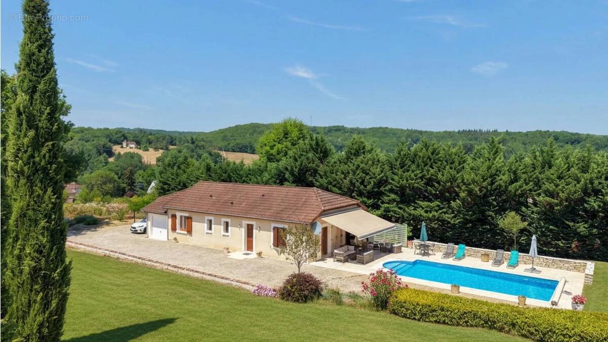 Maison à GOURDON
