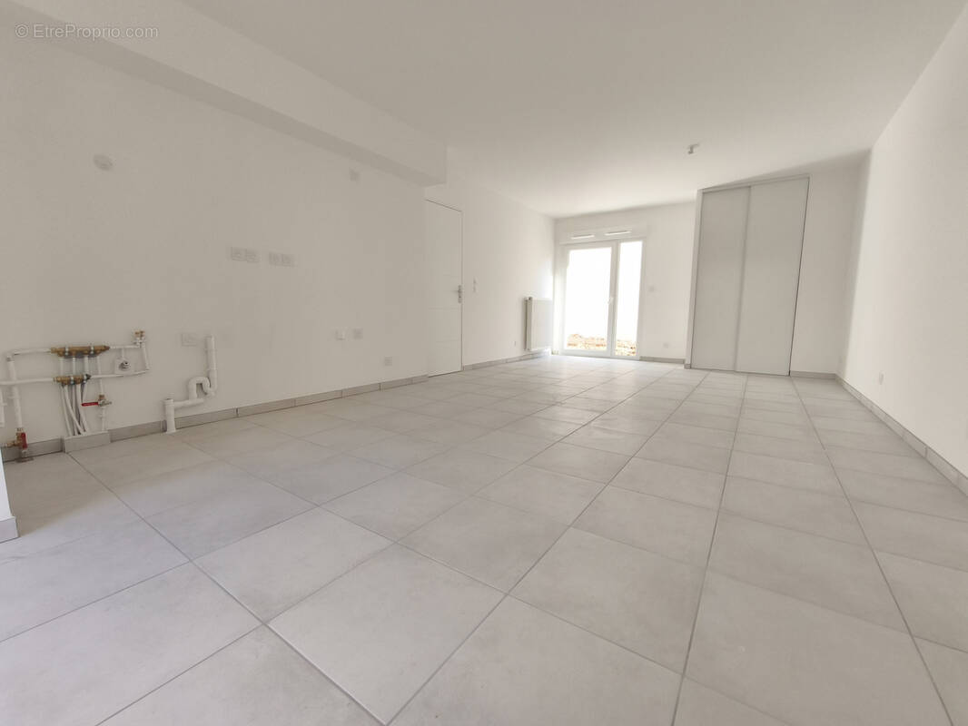 Appartement à MIRIBEL