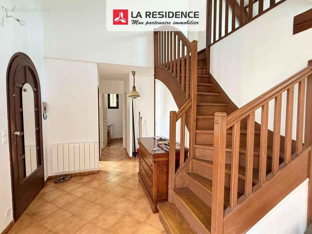 Maison à MONTIGNY-LES-CORMEILLES