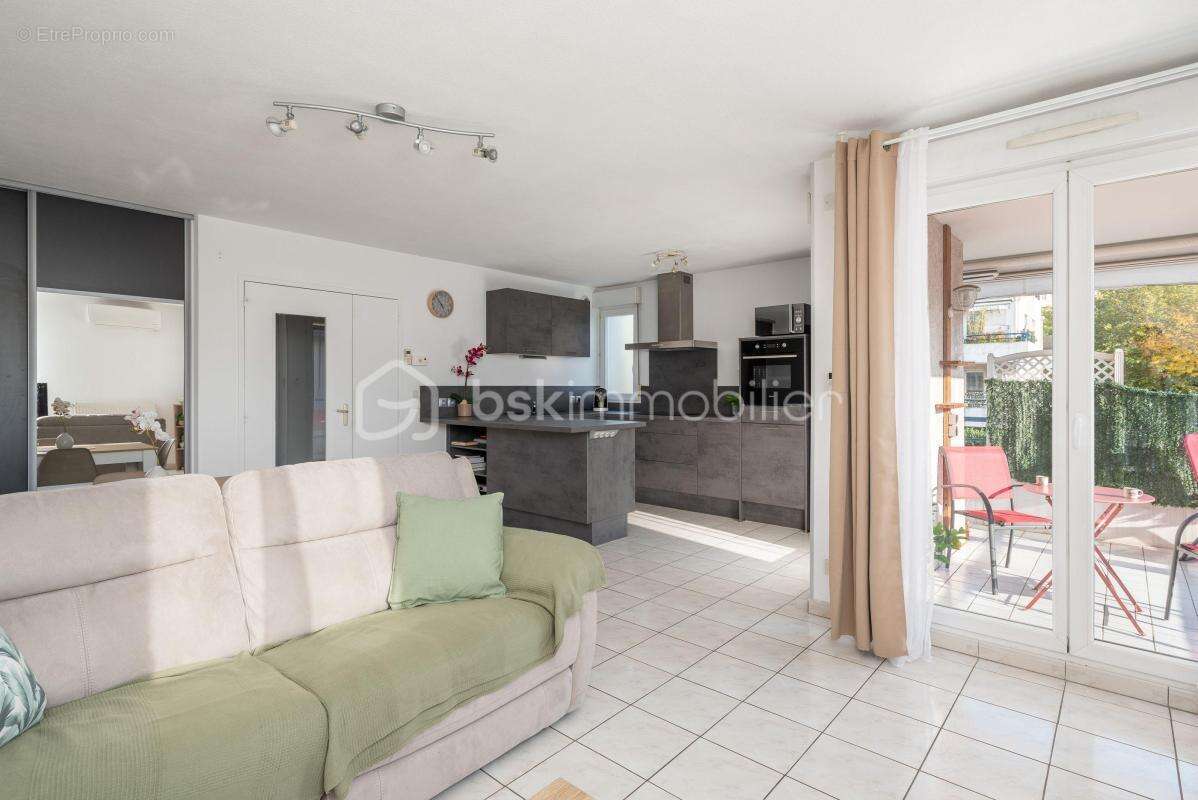 Appartement à ECHIROLLES