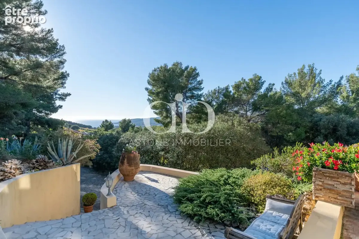 CASSIS - superbe propriété du début du 20ème siècle - photo 34