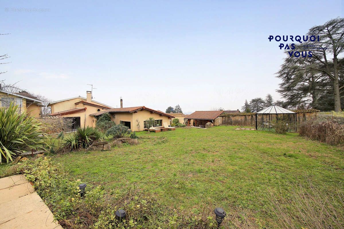 Maison à SAINT-CYR-AU-MONT-D'OR