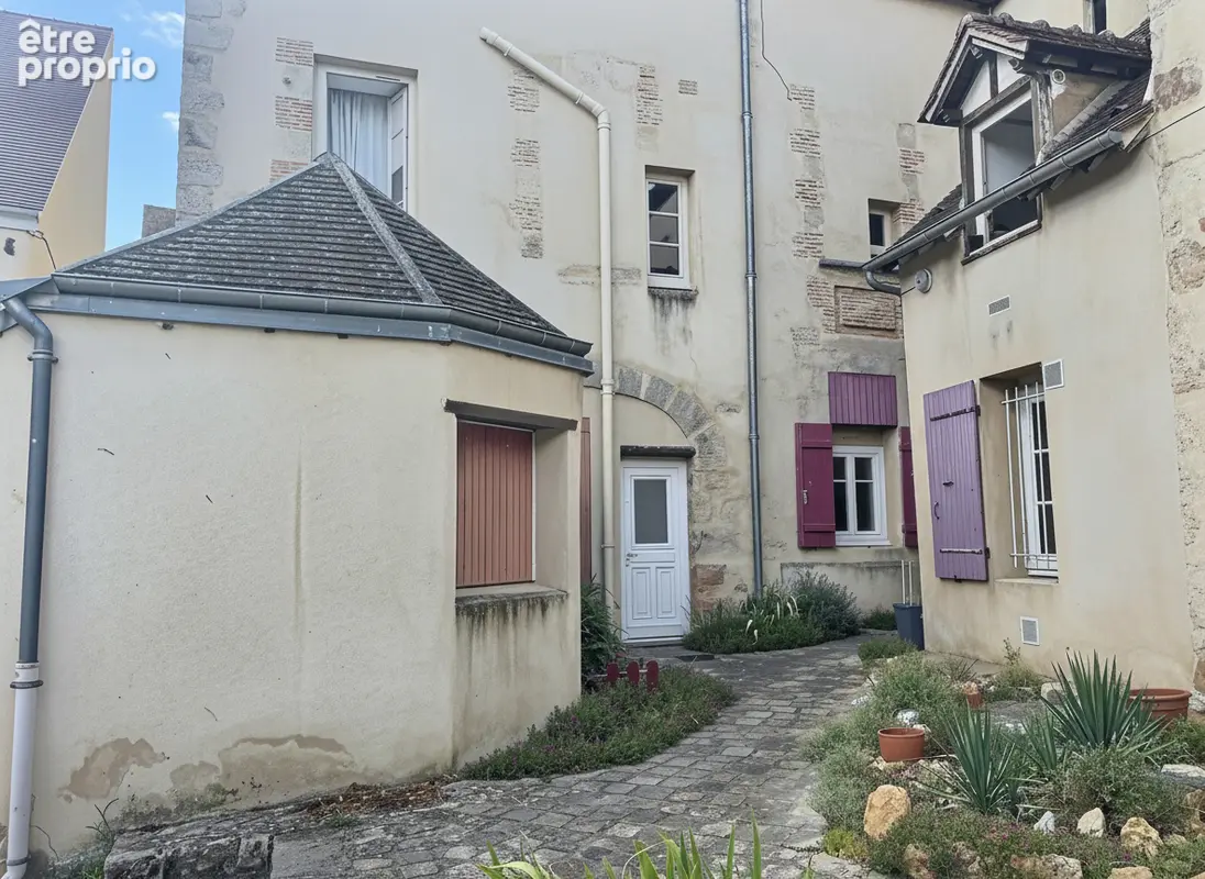 Appartement à EPERNON