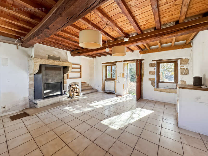 Maison à CHAUFFAILLES