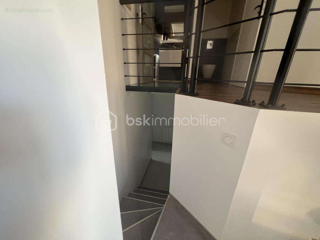 Appartement à BOMBON