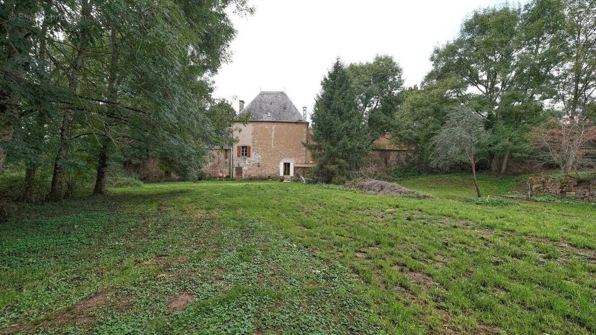 Maison à SAINT-FRANCHY