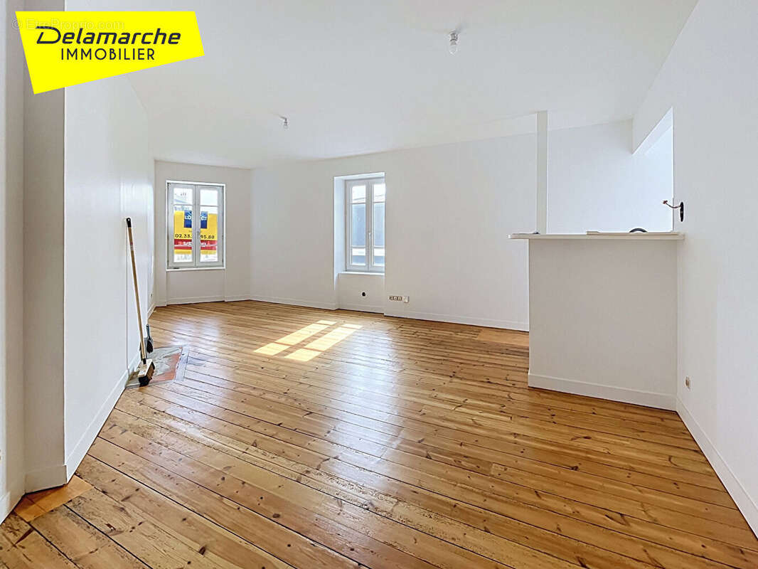 Appartement Granville 2 pièces 48 m2 - photo 2