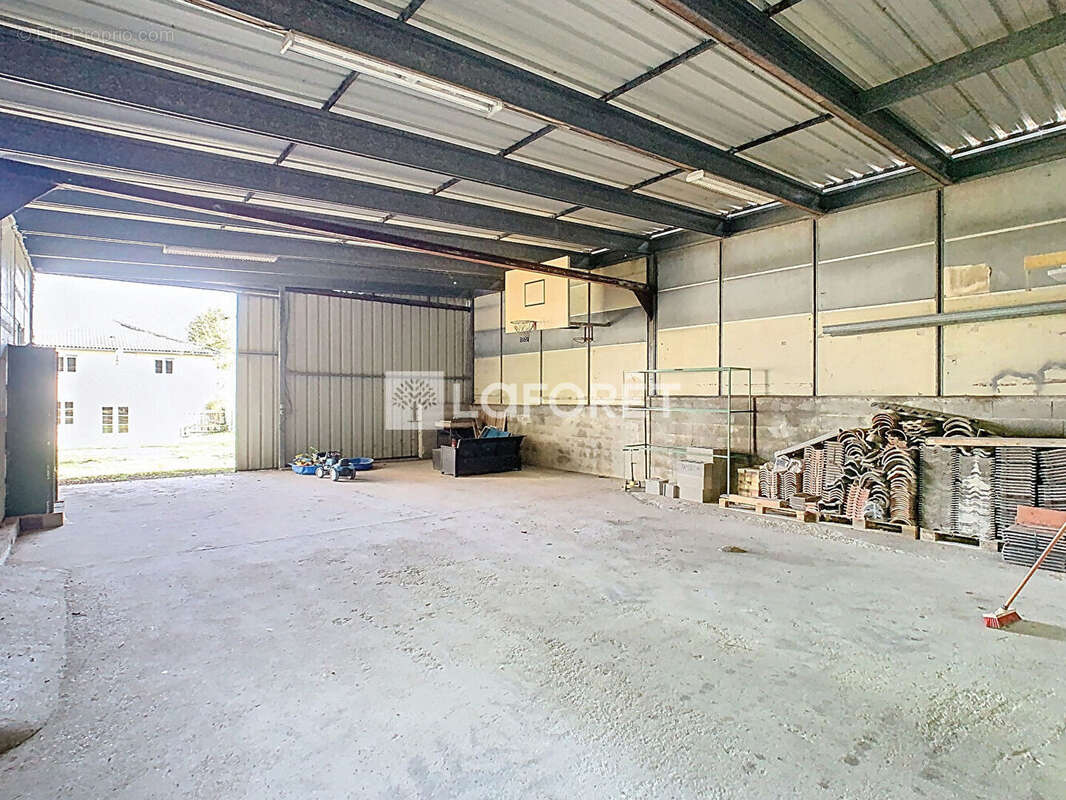 Maison à LA CROIX-EN-CHAMPAGNE