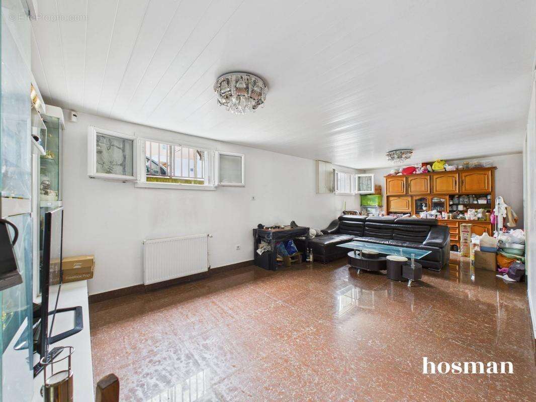 Maison à LA COURNEUVE