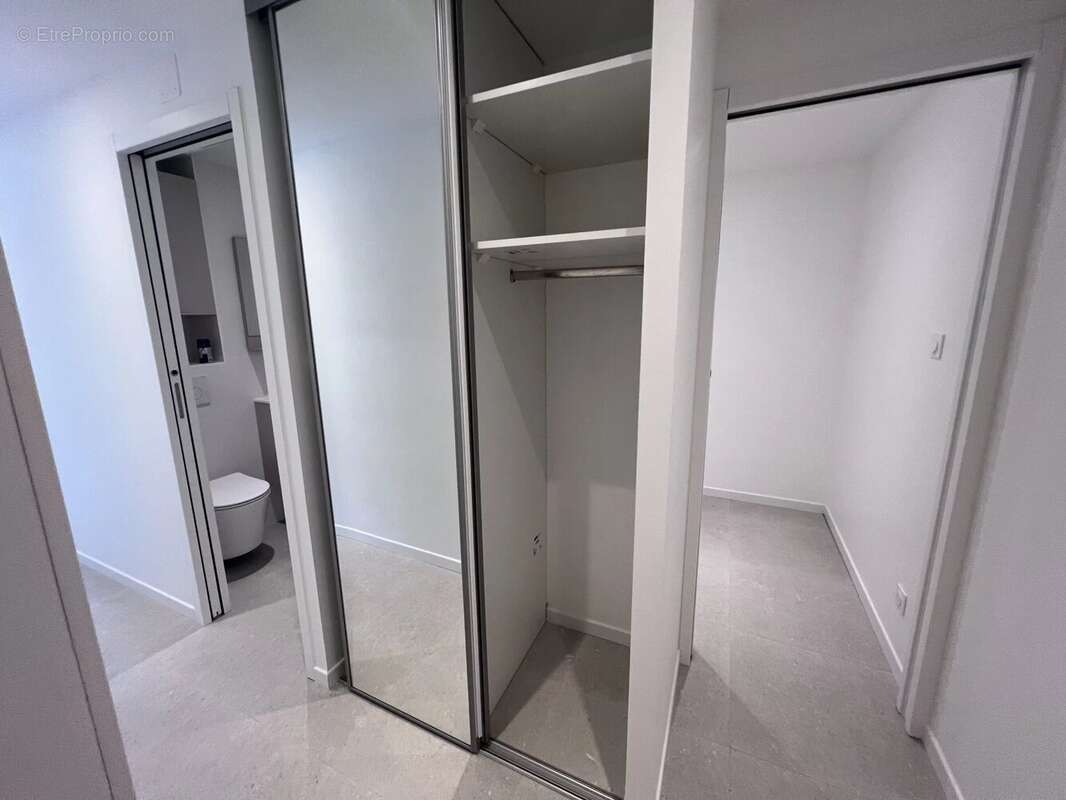 Appartement à LA LONDE-LES-MAURES