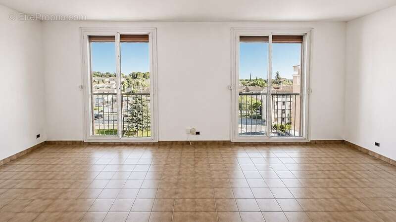 Appartement à SALON-DE-PROVENCE