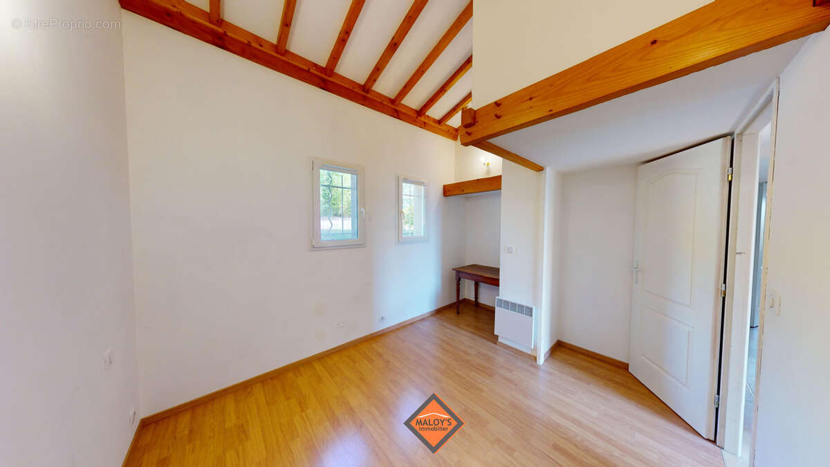 Maison à LE BOIS-D'OINGT