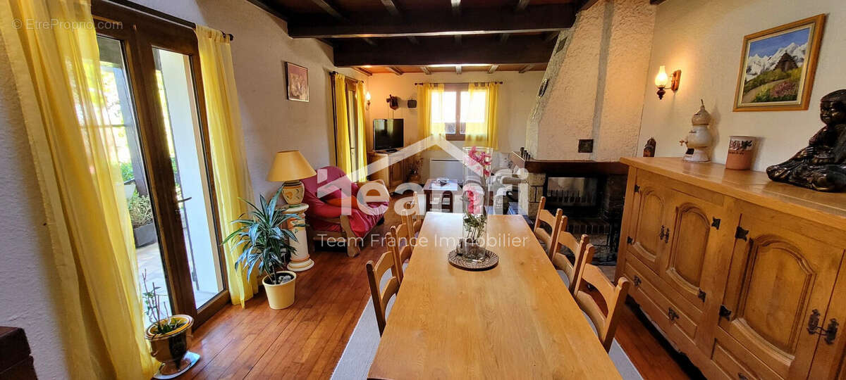 Maison à SAINT-MARTIN-DE-VALGALGUES