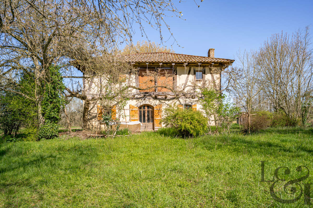 Maison à TOMBEBOEUF