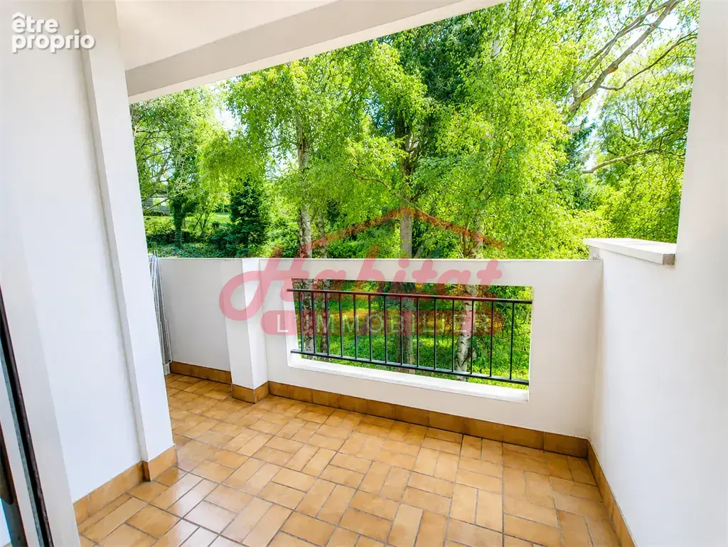 CHELLES - Appartement T4 avec 2 Chambres- Cave - Parkings - photo 2