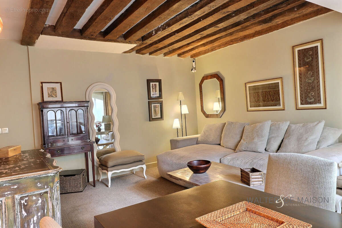 Appartement à PARIS-6E