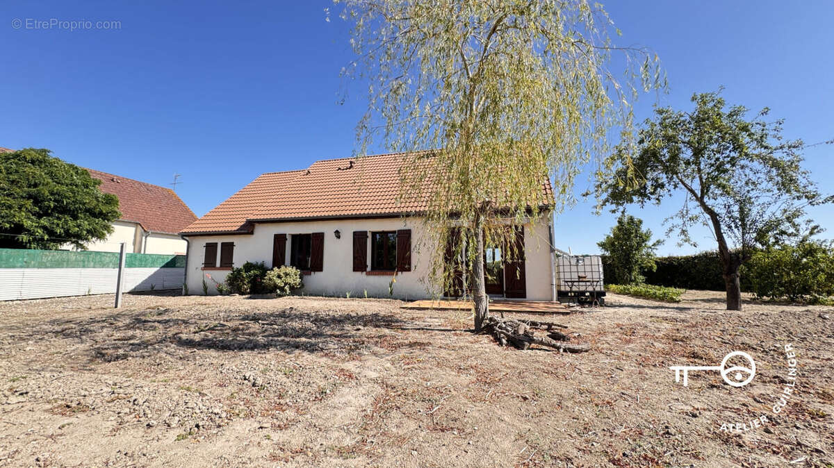 Maison à NEUNG-SUR-BEUVRON