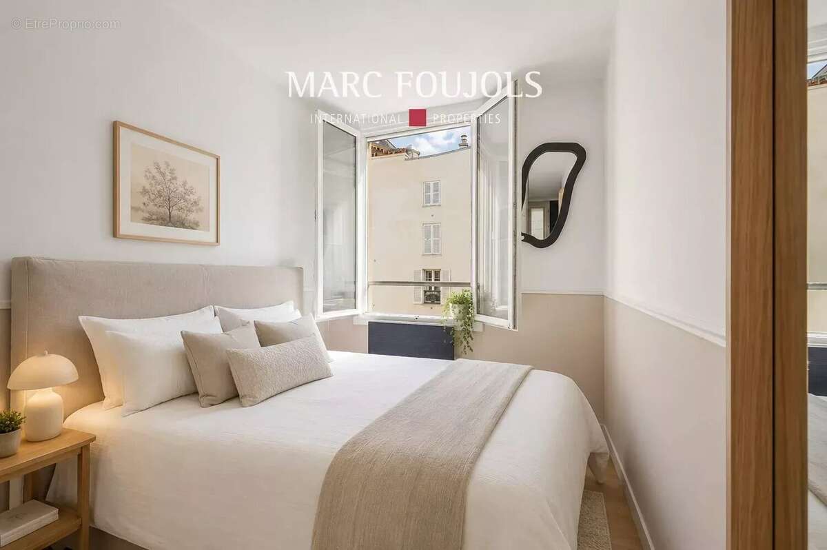 Appartement à PARIS-6E