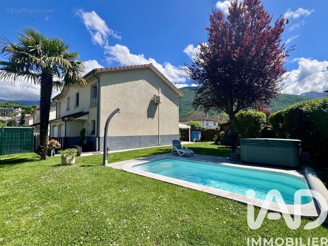 Photo 1 - Maison à VIZILLE