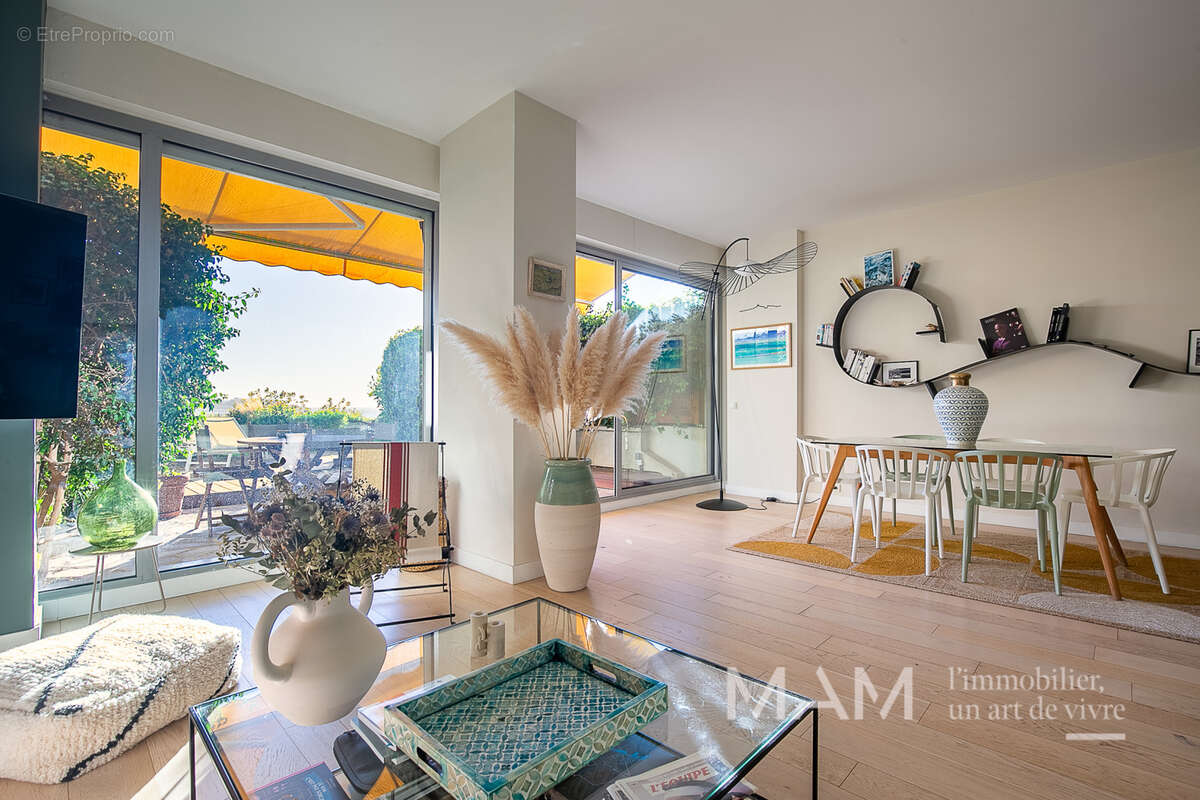 Appartement à MARSEILLE-8E