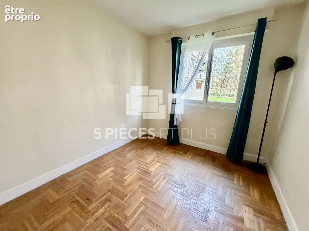 Résidence recherchée à 2 pas de toutes les commodités - photo 11