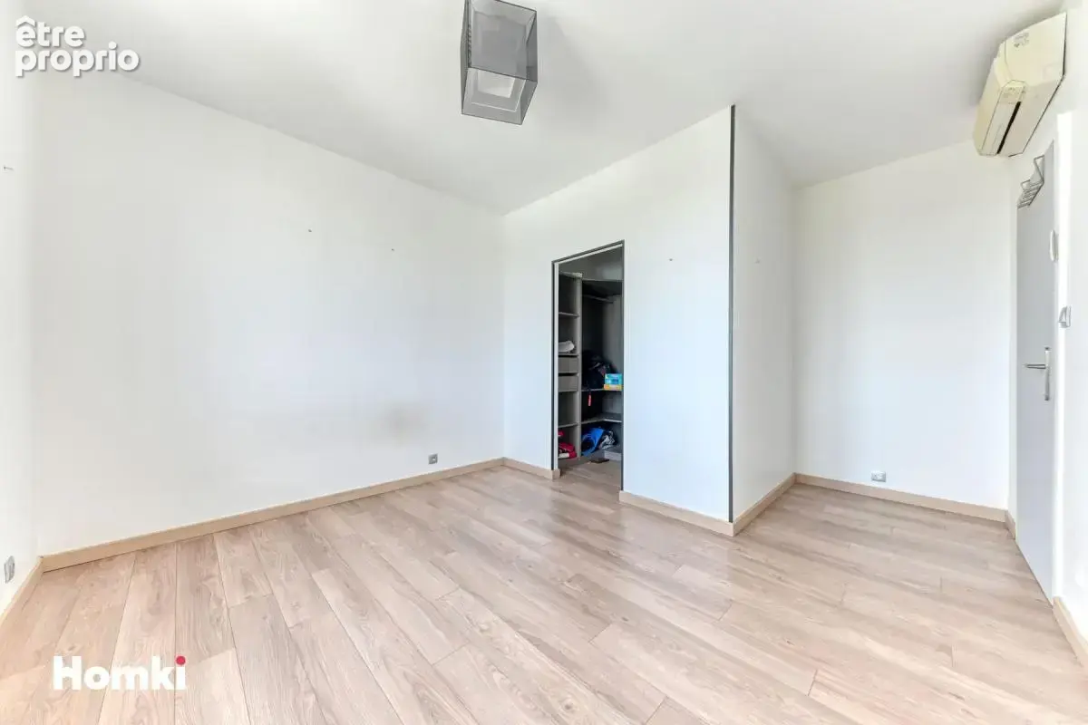 À VENDRE – Superbe appartement duplex rénové dans villa des années 1960 – Rue Guynemer - photo 5