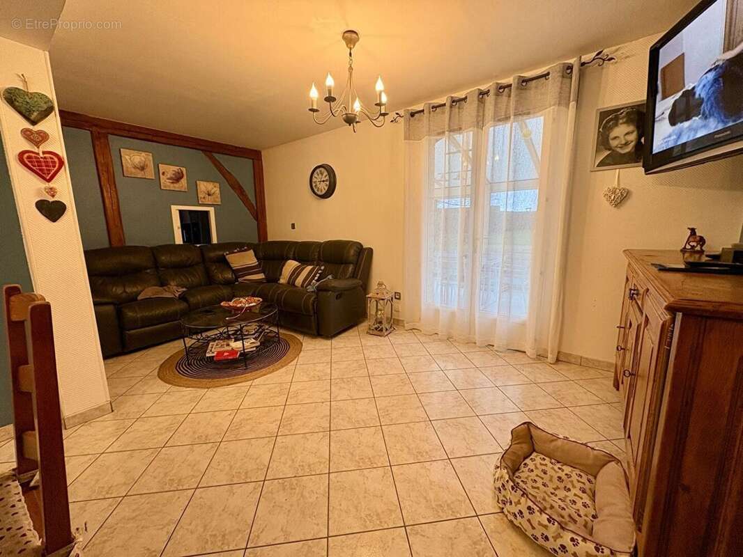 59762222c.jpg - Maison à SAINTE-GENEVIEVE