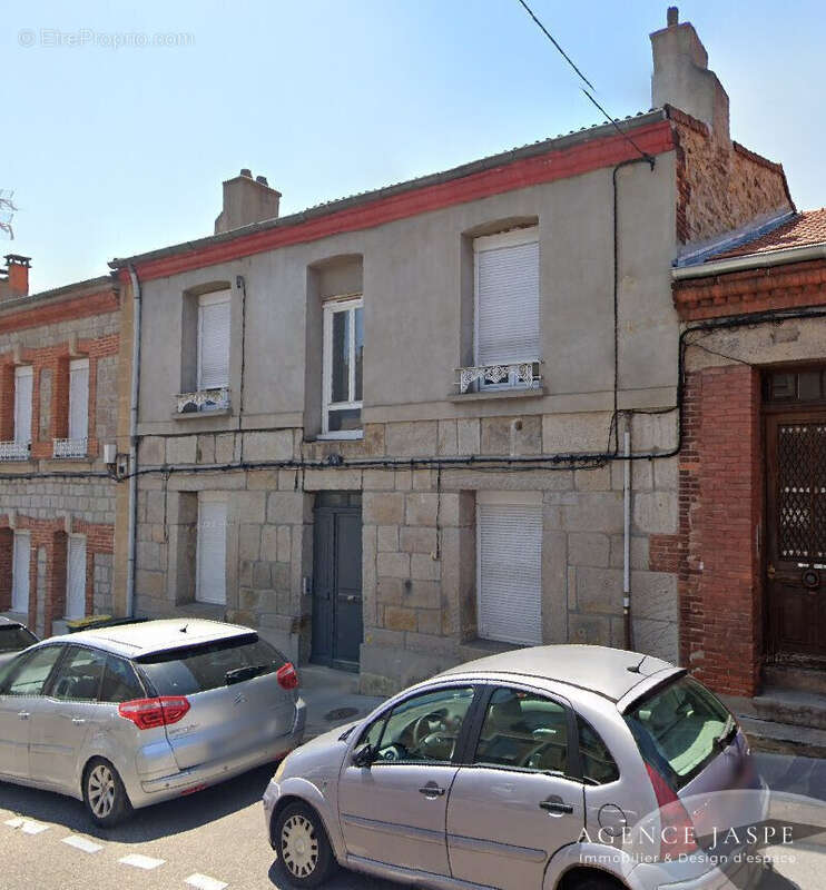 Appartement à SAINT-ETIENNE