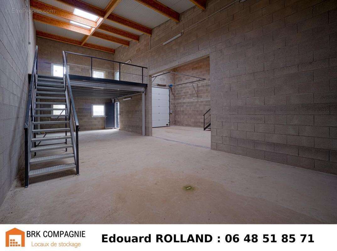 180 m² / 230 983 euros / Activité / Stockage / Site gardienné - photo 3