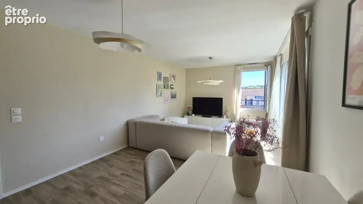 ARPAJON, T3 - 64.85 m² - Très bon état - Balcon - parking - photo 5