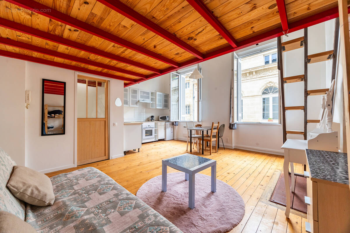 Appartement à BORDEAUX
