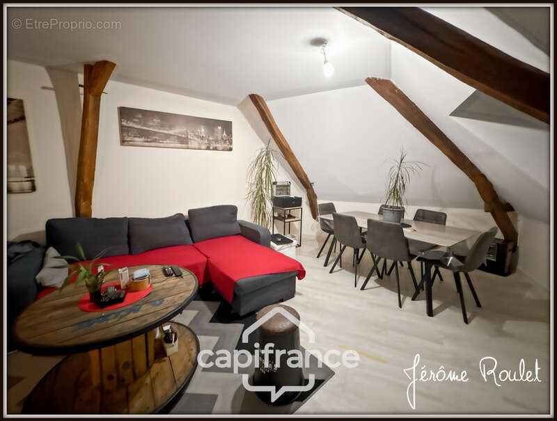 Appartement à NEUVILLE-DE-POITOU