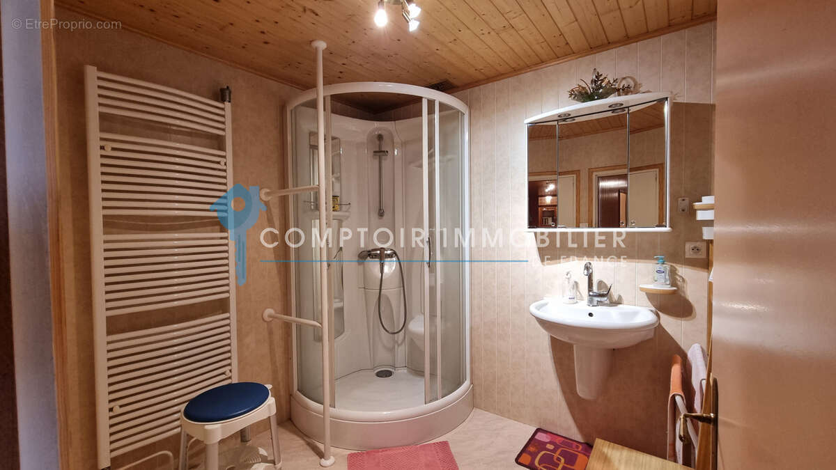 Dépt. 07 - A VENDRE Secteur COUCOURON - Maison de Village rénovée de 110 m2 - Parcelle de 2.100 m2 - photo 6