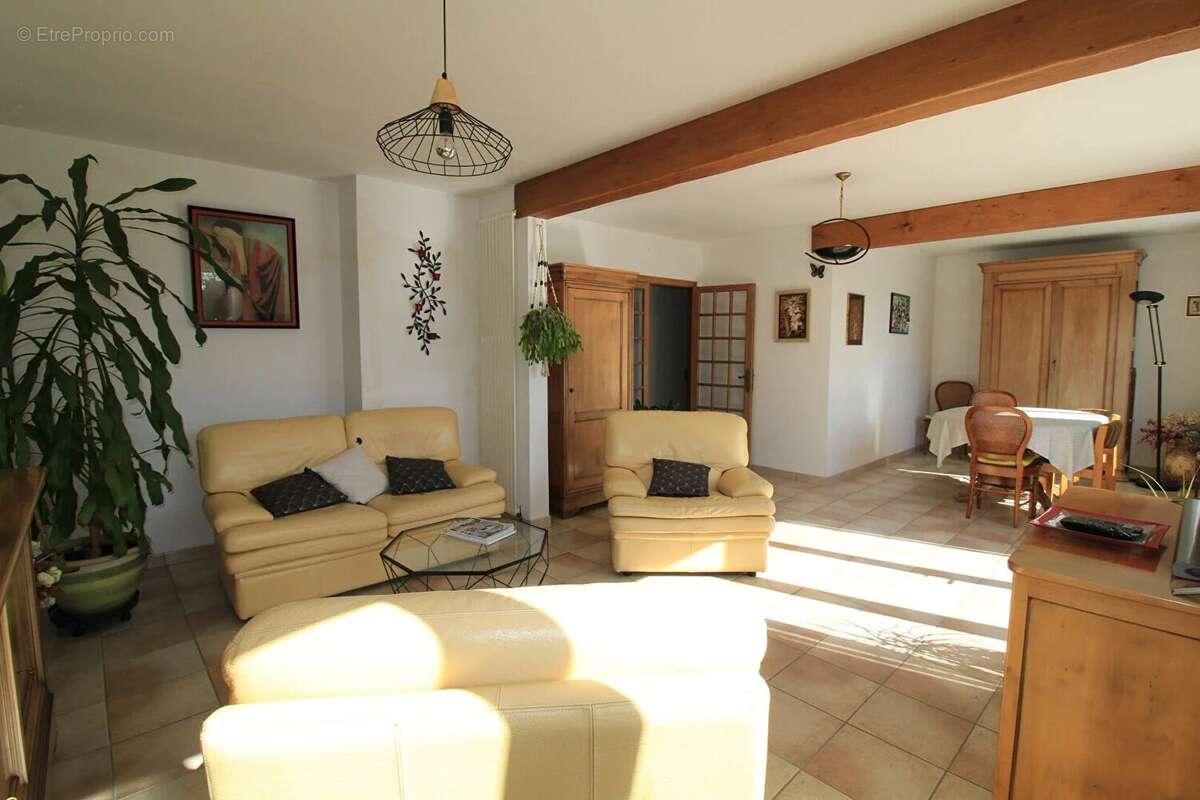 Maison à ABLIS