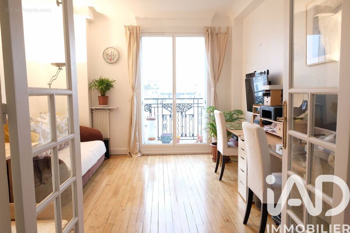 Photo 1 - Appartement à PARIS-15E