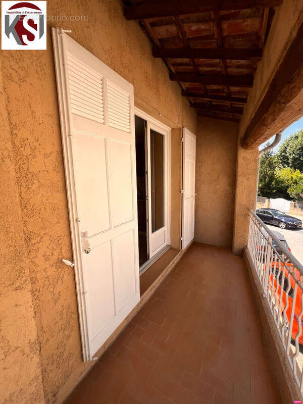 T4 avec terrasse, garage annexe et jardin - photo 9